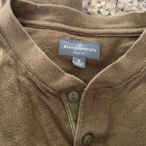 LL Bean Signature slim fit long sleeved